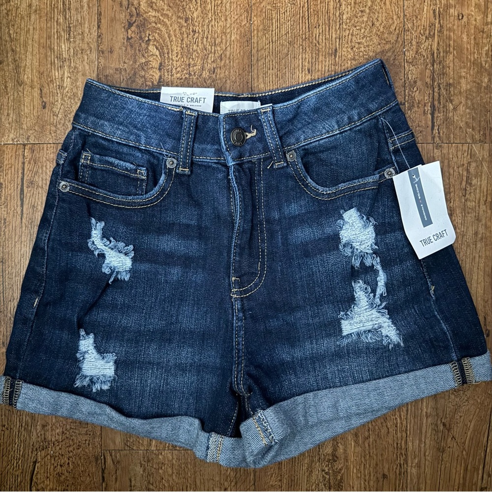 True Craft Dark Blue Jean mom Shorts size 1